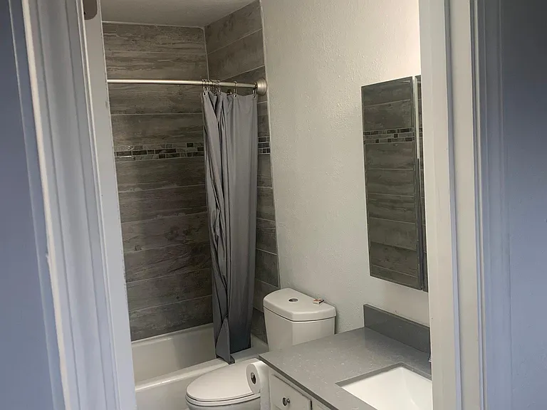 3202 Rufina St #F — Photo 11