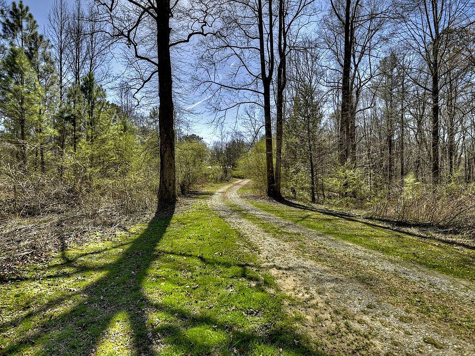 1810 Blackberry Mountain Rd Ellijay, GA, 30536 Apartments for Rent