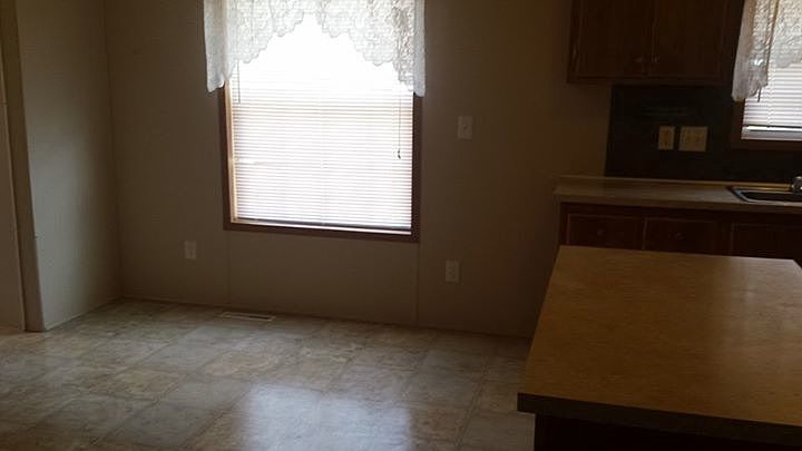 Kitchen / Dining