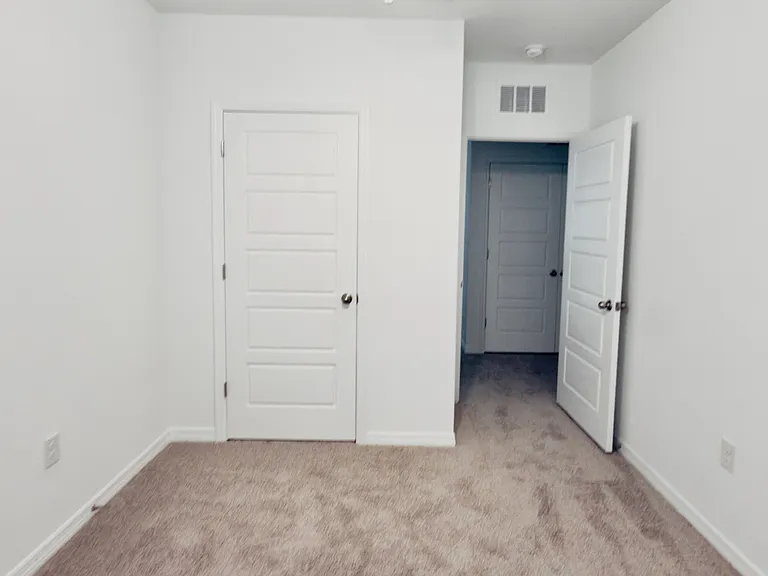 2947 Canary Ave — Photo 12
