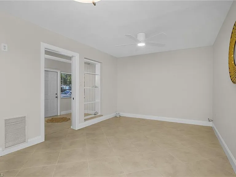 1015 10th Ave N #1011 — Photo 13