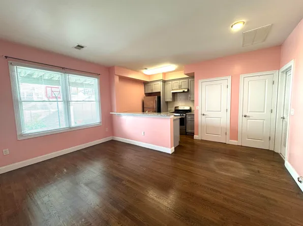 16 Fisk Street image 5 of 9