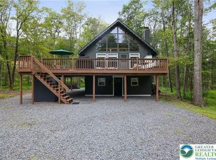 286 Fawn Rd, Pocono Lake, PA 18347