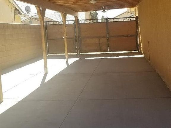 5th image of 11824 Dana Dr
