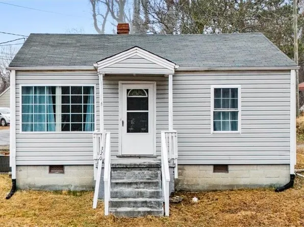 320 Mulberry St, Reidsville, NC 27320