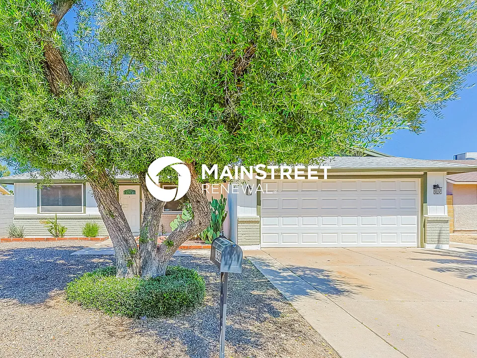 1530 W Boise Pl