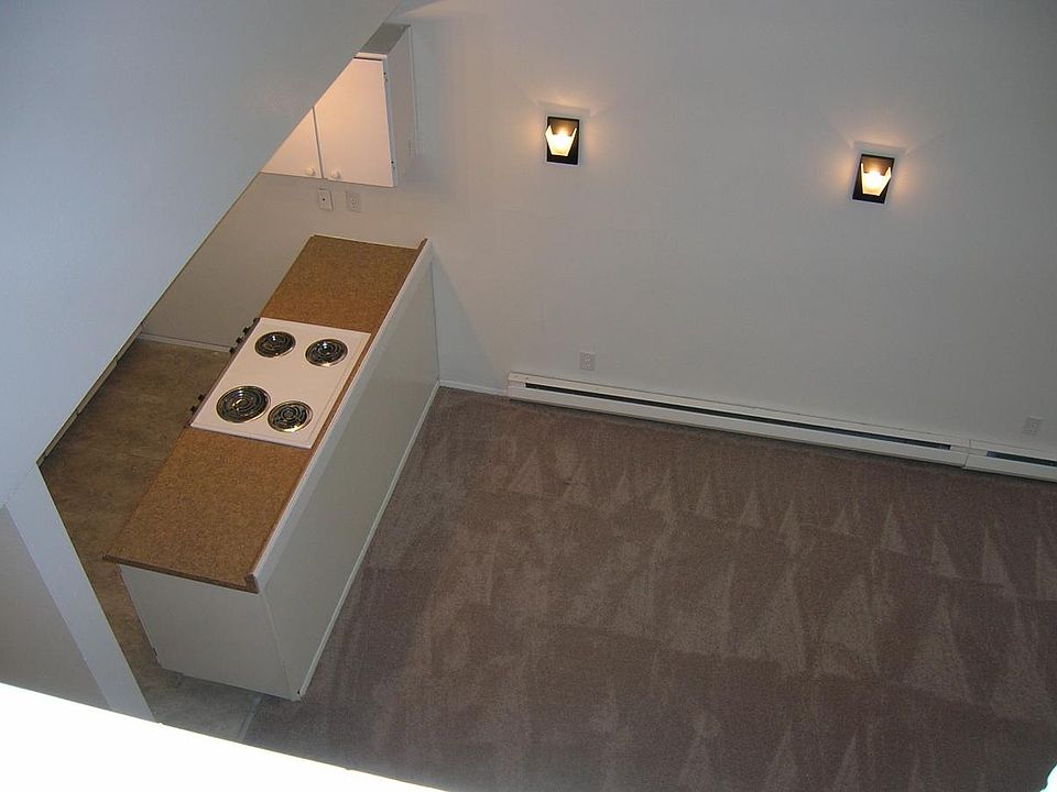2nd image of 4300 35th Ave W APT 8