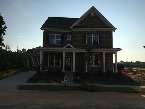 7627 Cushing Dr, Charlotte, NC 28216