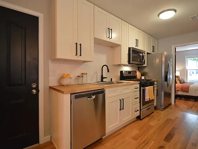 Kitchen - 1