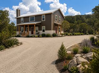 889 Glenn Crest Dr, Blanco, TX 78606