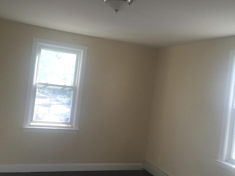 1st image of 65 Saint James Pl #1FL