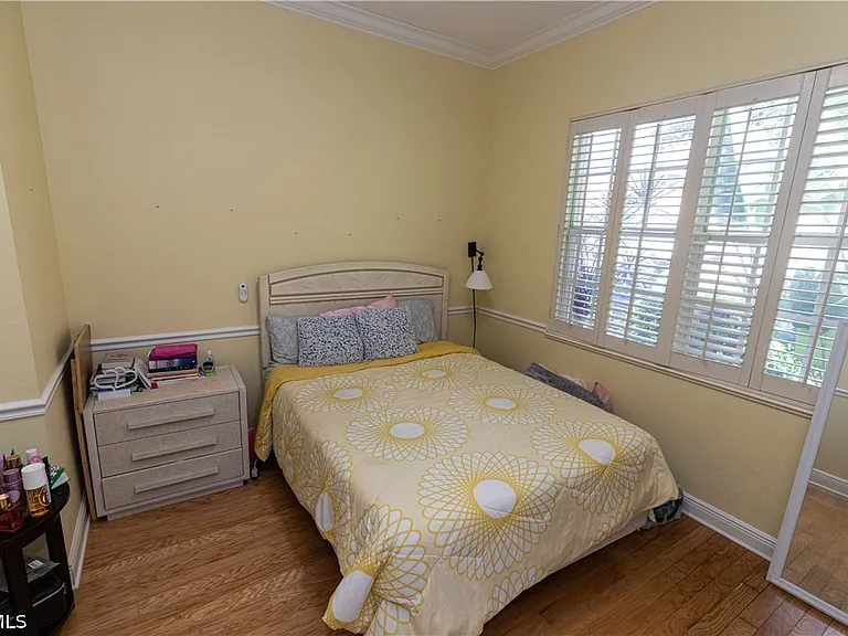 14081 Bently Cir — Photo 23
