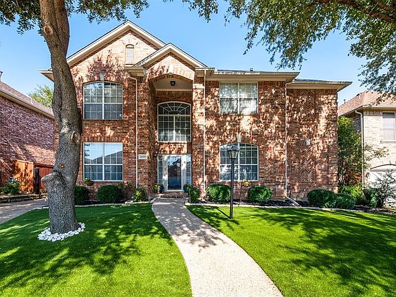 4th image of 2609 Avery Dr