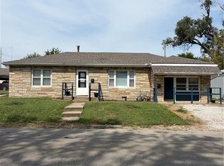 406/408 Ella St, Belton, MO 64012