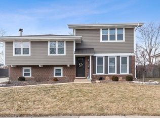 9850 Avenida Del Norte St, Orland Park, IL 60462