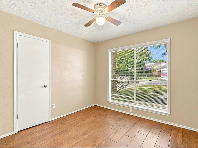 19315 Spanish Needle Dr — Photo 15