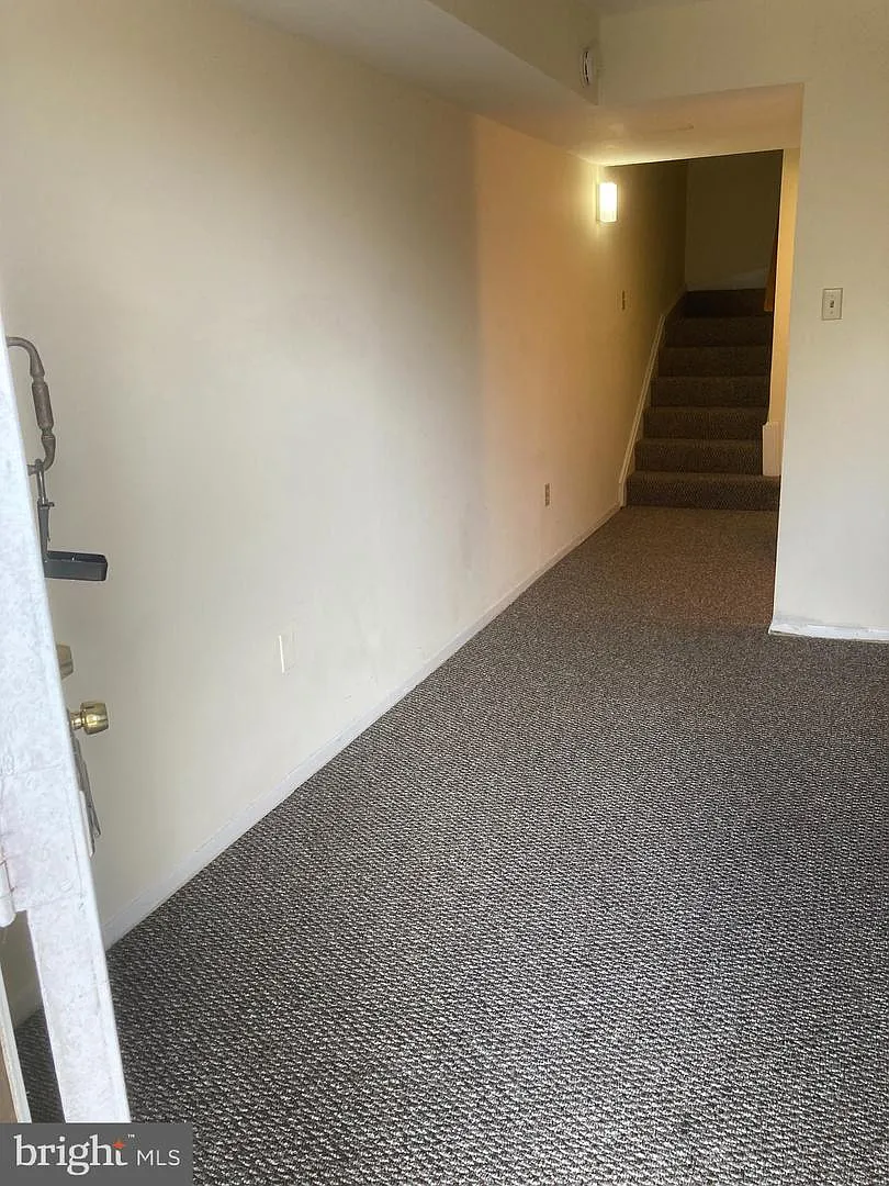 2 bed, 1.5 bath, 1148 sqft, $2,250 — Photo 3
