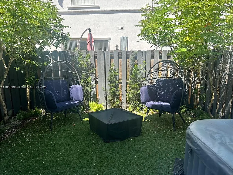 4226 SW 156th Ave — Photo 11
