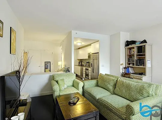 Sold by Botensten Properties International | media 13