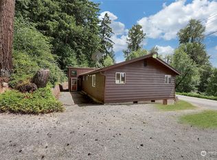 12808 Pioneer Way E, Buckley, WA 98321