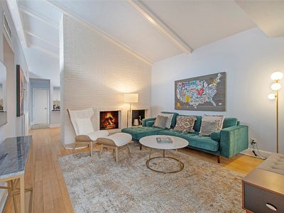 5928 Sandhurst Ln APT 227, Dallas, TX, 75206