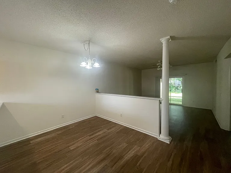 4615 McClelland Dr #G-102 — Photo 8