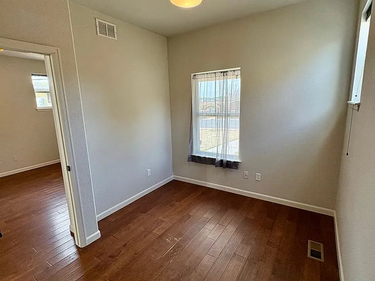 3489 Ash St — Photo 11