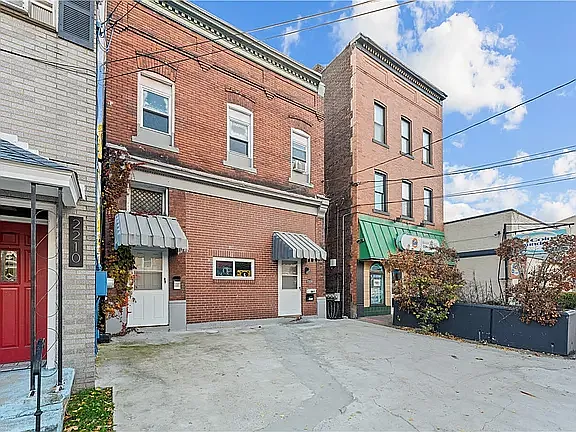 2208 Woodstock Ave #3 — Photo 8