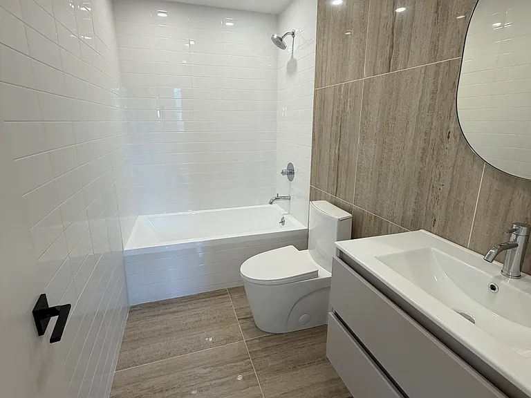 100 Chestnut St #6 — Photo 3