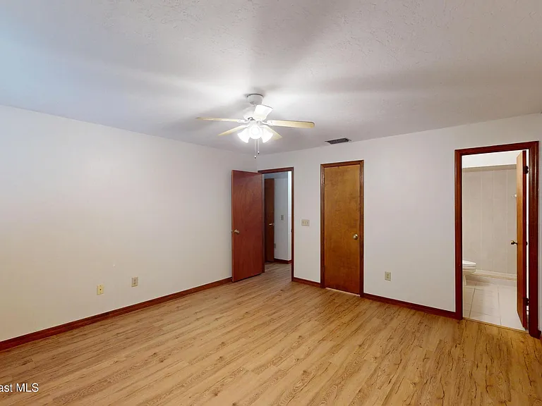 9017 Manchester Ln #21E — Photo 15