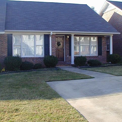 2nd image of 338 W Pointe Dr