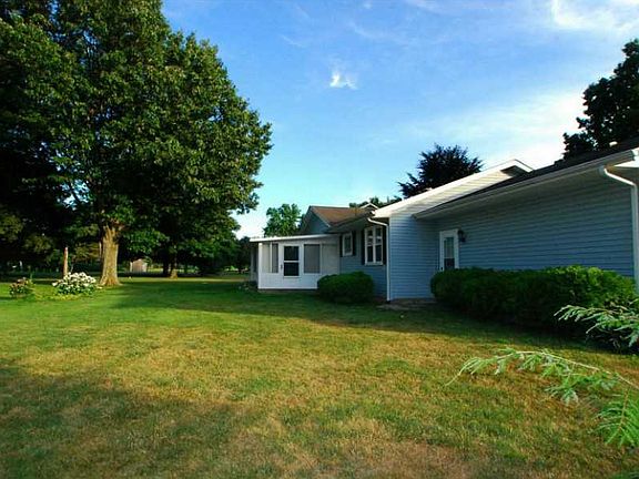 2nd image of 1411 Sumner Dr