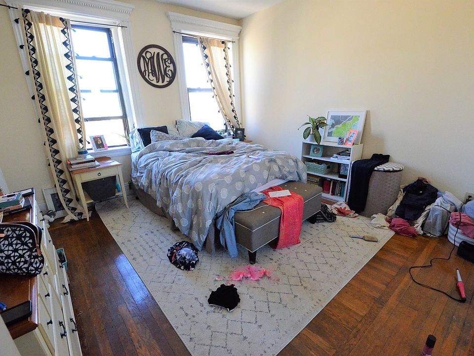 1st image of 120 Hemenway St #5