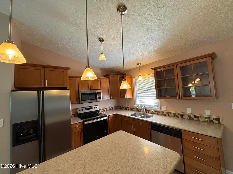407 Hickory St #UP — Photo 5