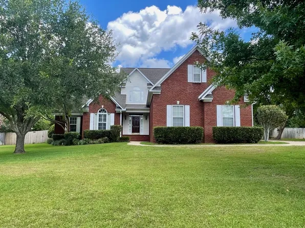 203 Inverness Dr, Dothan, AL 36305