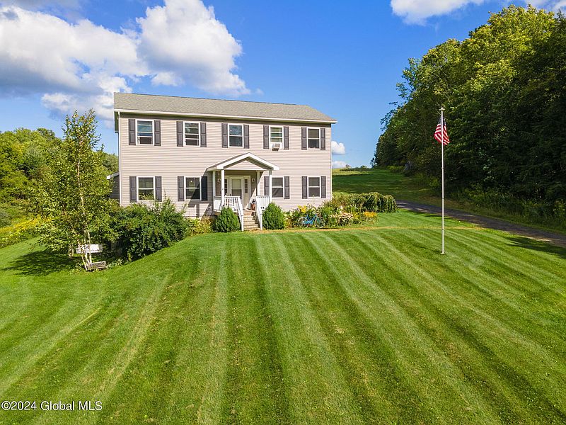 4th image of 238 Mickle Road