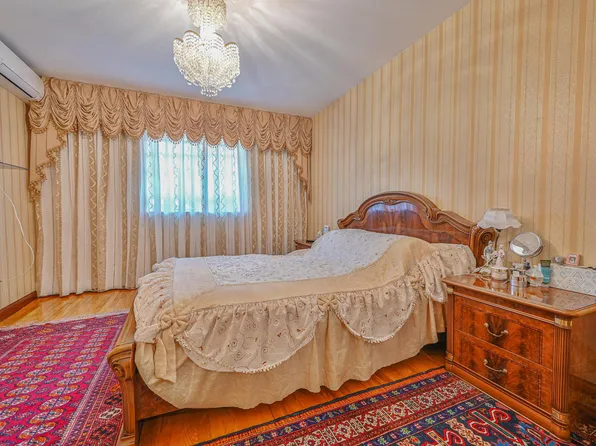 1827 78th Street image 14 of 20