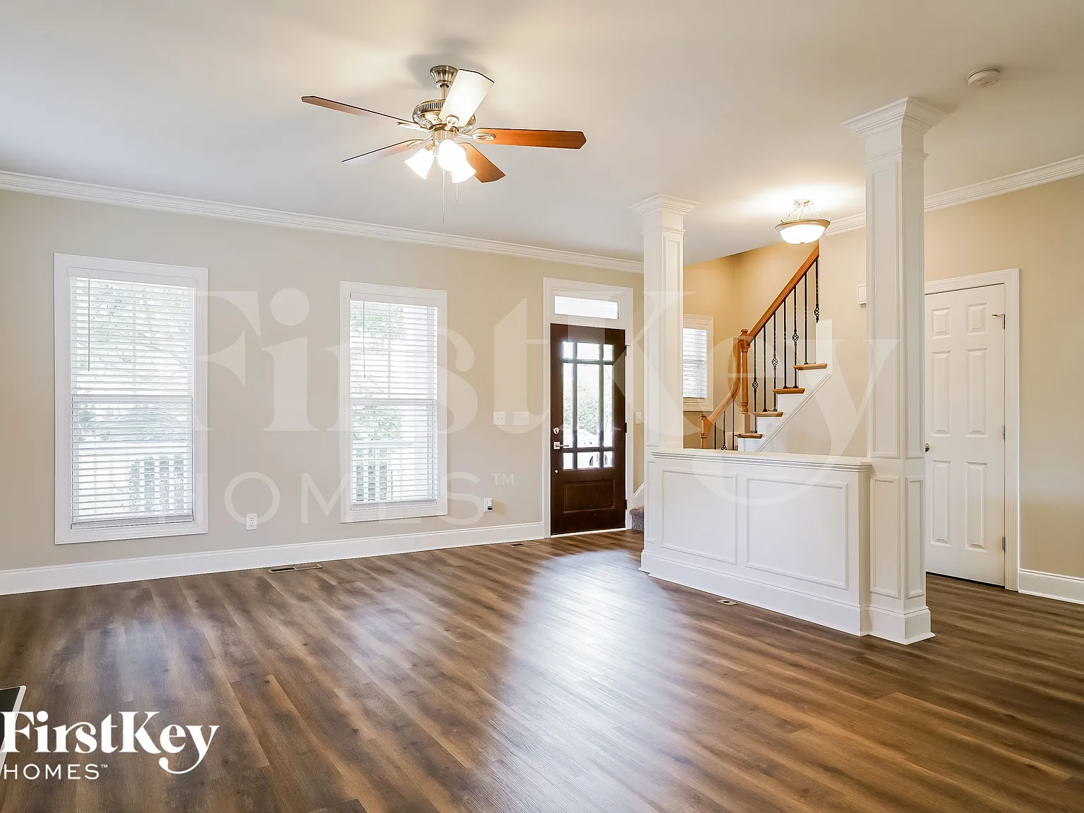 3 bed, 2.5 bath, 2095 sqft, $2,245 — Photo 3