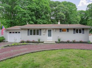 204 Parkview Ter, Lincroft, NJ 07738