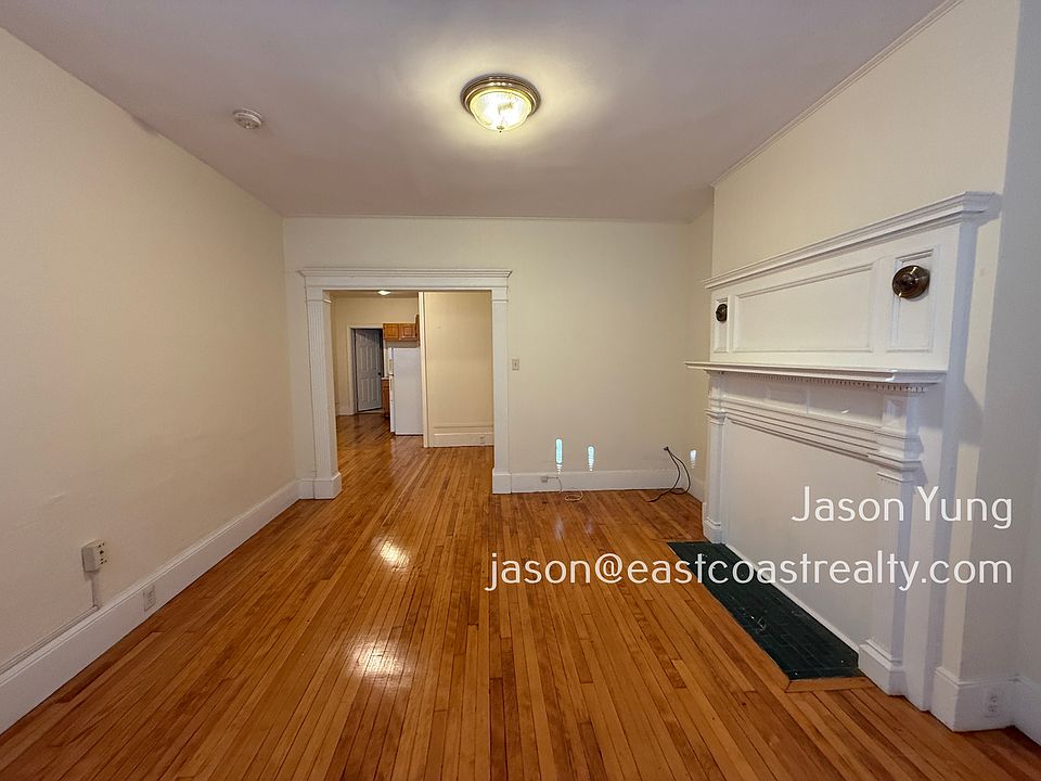 1st image of 21 Royce Rd #208