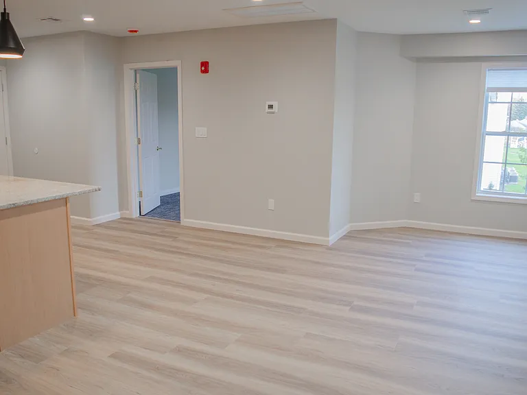 Joslen Commons — Photo 11