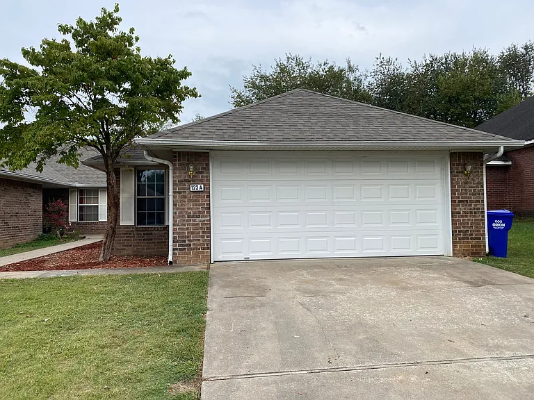 123 Fox Run Pl #A — Photo 1