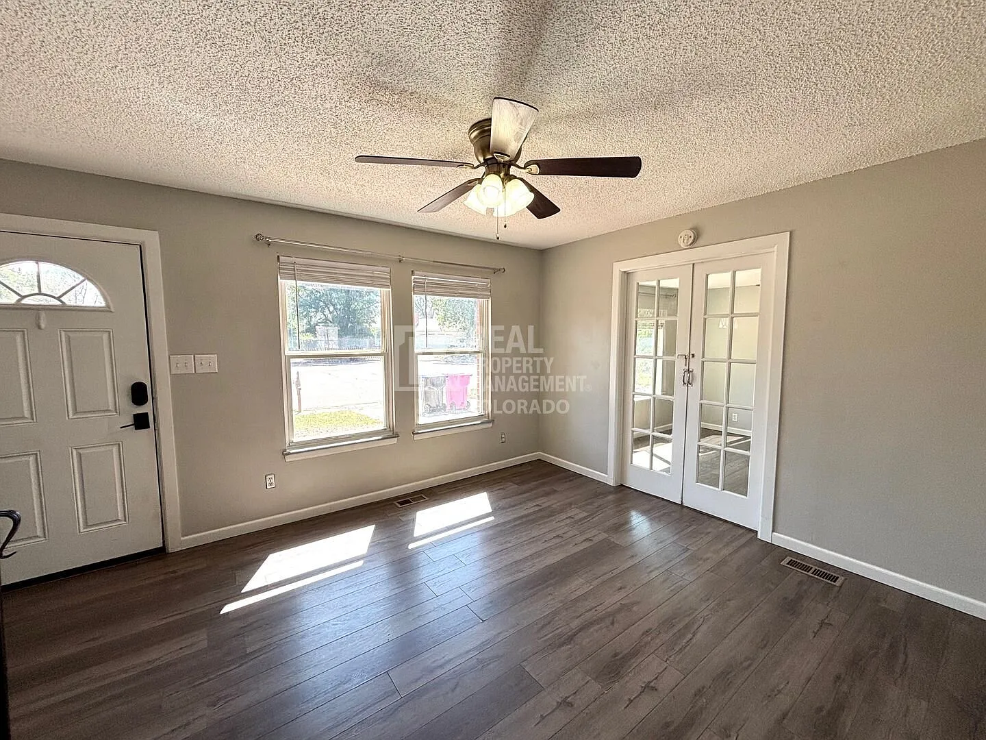 Character-Filled 4 Bedroom Home with Central AC & Large Fenced Yard | 10 Minutes to Peterson SFB — Photo 3
