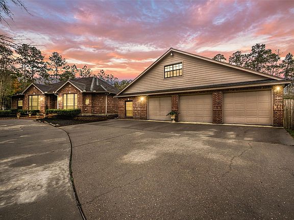 2nd image of 40202 Garwood Ct