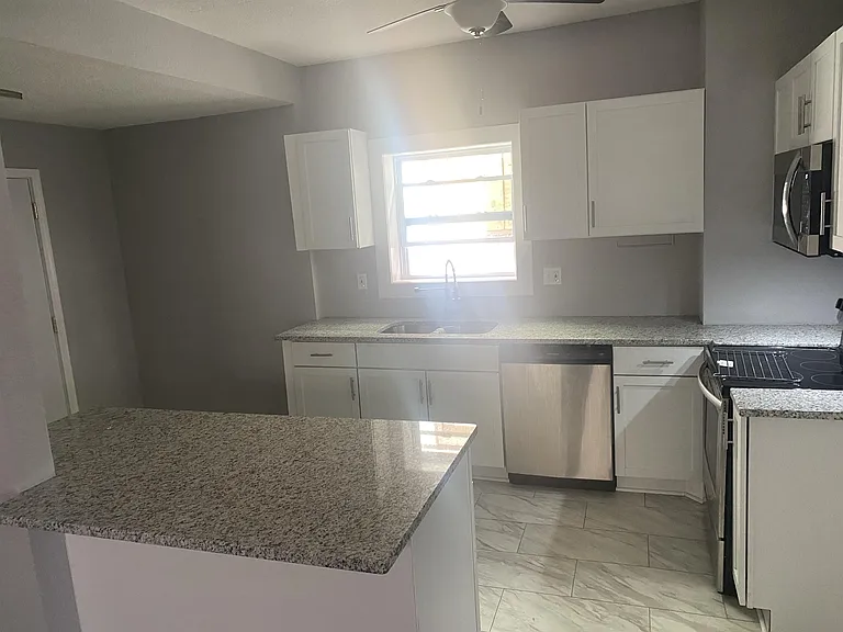 3604 Park Ave — Photo 10