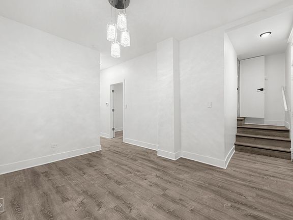3rd image of 8324 S Kingston Ave