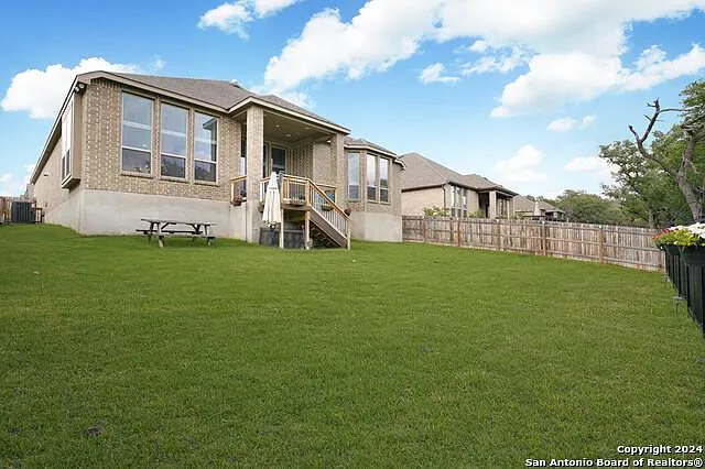 3115 Stokesay Park — Photo 24