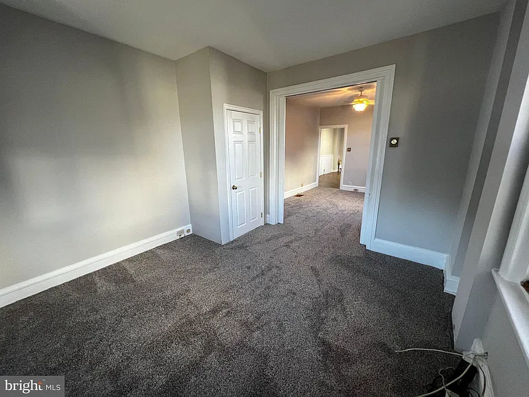 34 W 5th St — Photo 11