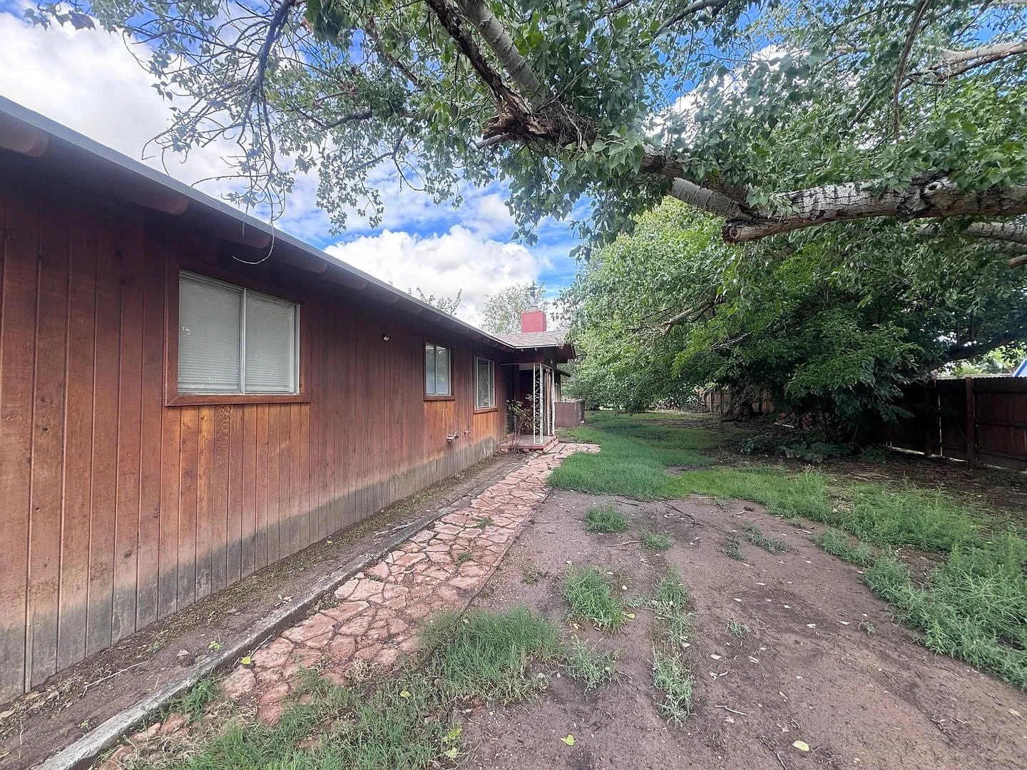 One of A Kind Bosque Farms Home! — Photo 2