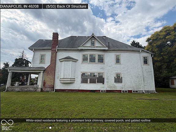 5th image of 2854 N Illinois St